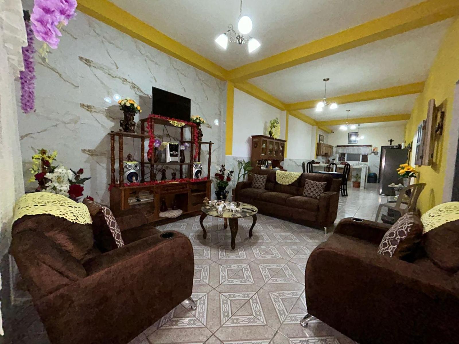 Casa Maya Itza Flores Εξωτερικό φωτογραφία