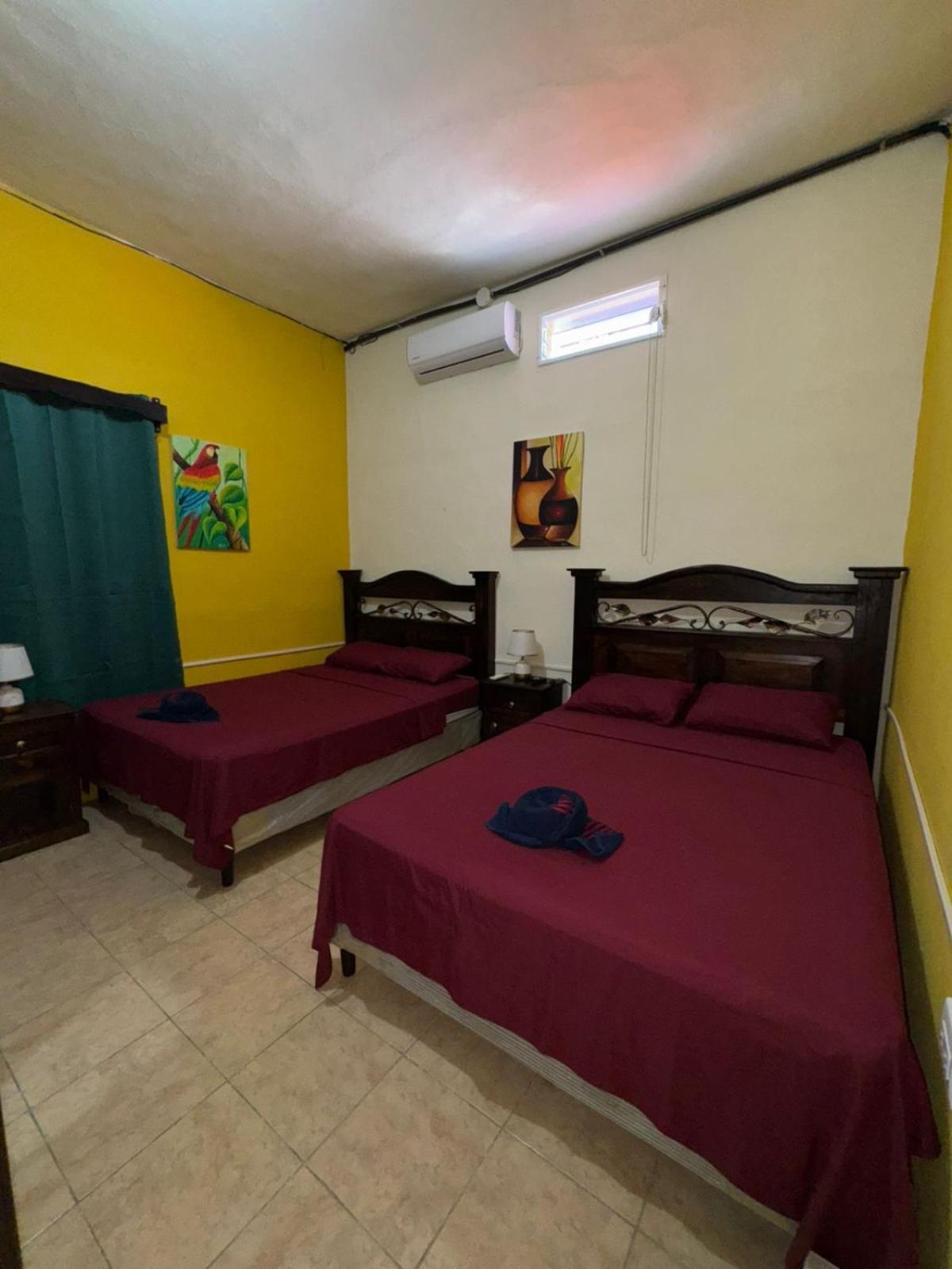 Casa Maya Itza Flores Εξωτερικό φωτογραφία