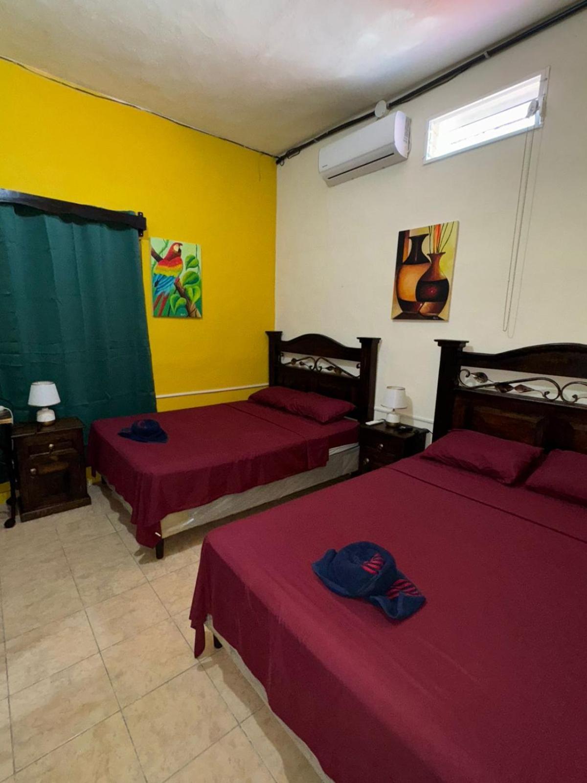 Casa Maya Itza Flores Εξωτερικό φωτογραφία