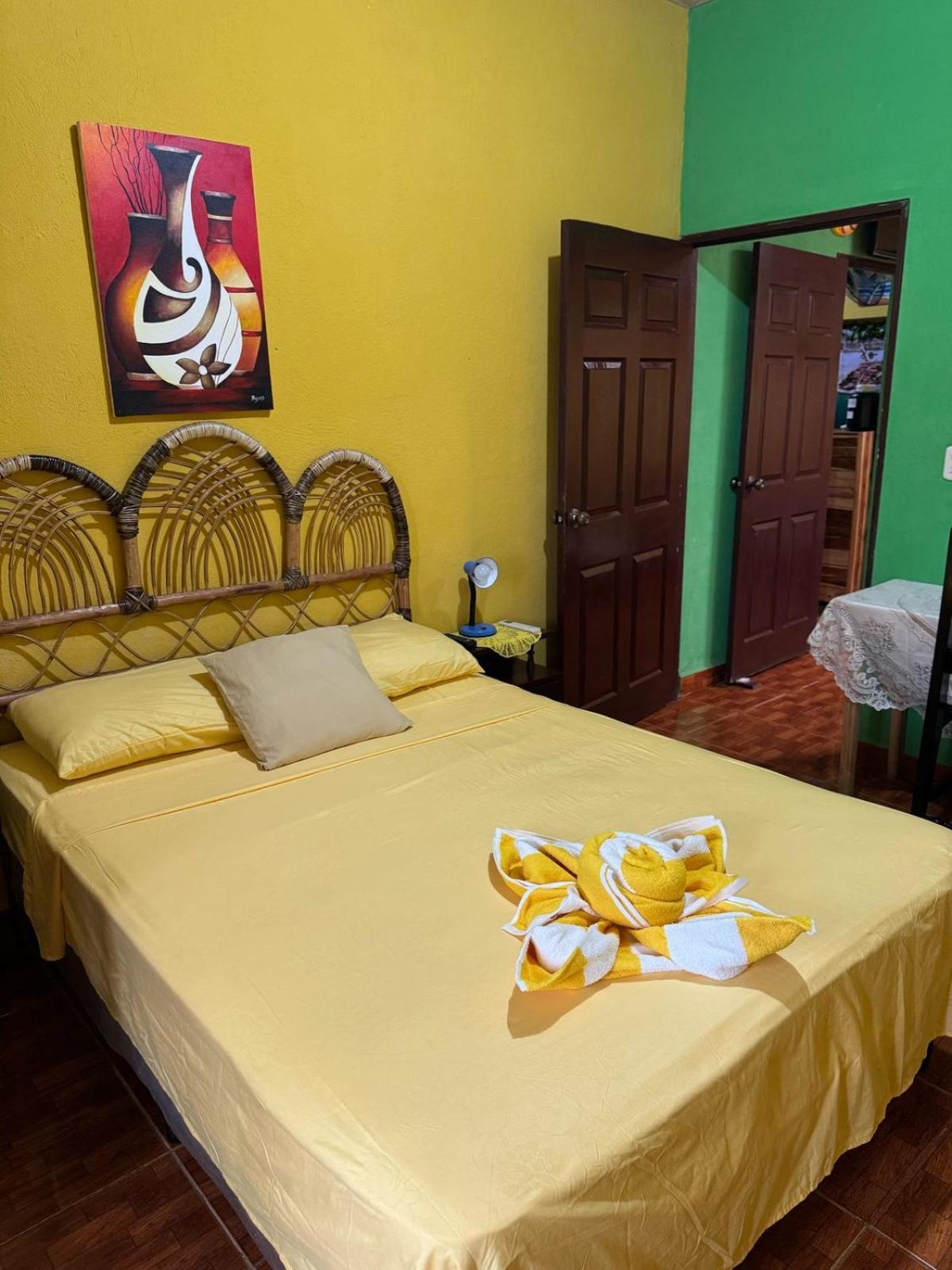 Casa Maya Itza Flores Εξωτερικό φωτογραφία